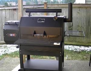 SmokingPit.com - Yoders YS640 competition grade wood pellet fired smoker & grill - Read full review with HD video!
