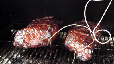 SmokingPit.com - Smoked hickory & apple wood pork butts for pulled pork. Great pork barbeque with a sweet and smokey dry rub. Tacoma WA Washington